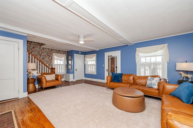 44 N Adams Street, Manchester, NH 03104