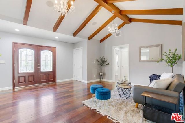 4240 Matilija Avenue, Sherman Oaks, CA 91423