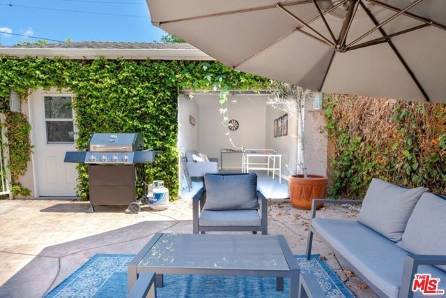 4240 Matilija Avenue, Sherman Oaks, CA 91423