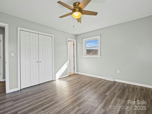 143 Morgan Road, Hendersonville, NC 28739