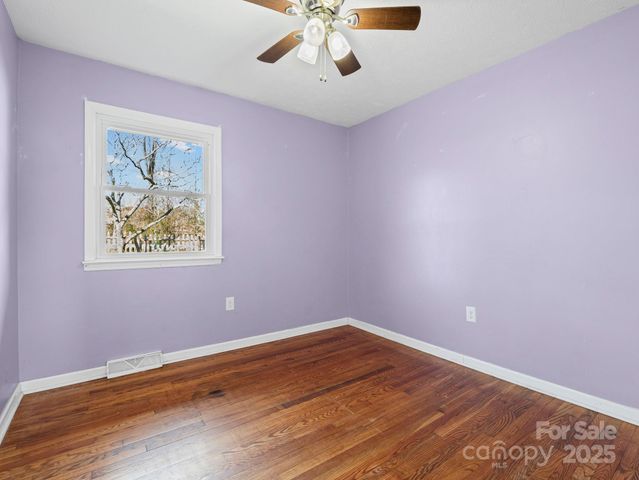 143 Morgan Road, Hendersonville, NC 28739