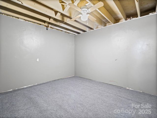 143 Morgan Road, Hendersonville, NC 28739