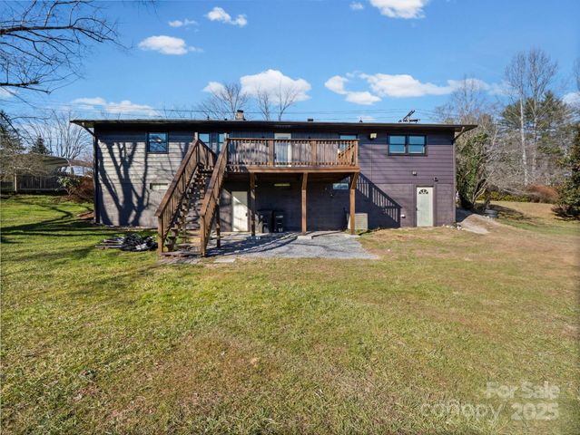 143 Morgan Road, Hendersonville, NC 28739
