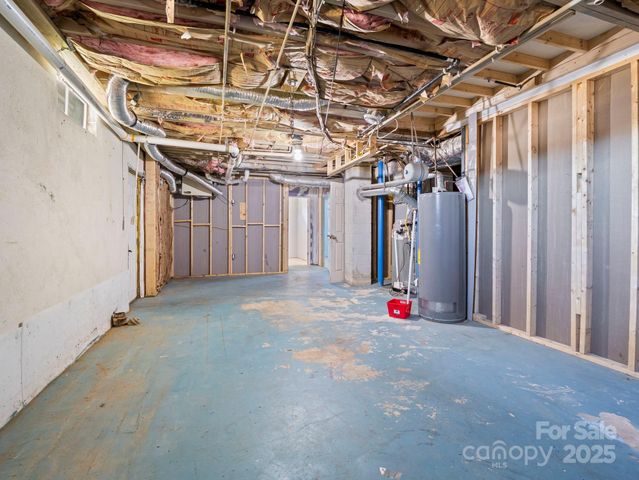 143 Morgan Road, Hendersonville, NC 28739