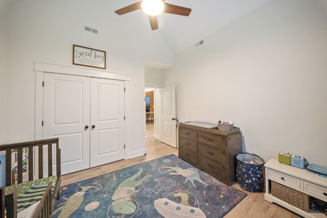 212 Cherokee Dr, White Bluff, TN 37187