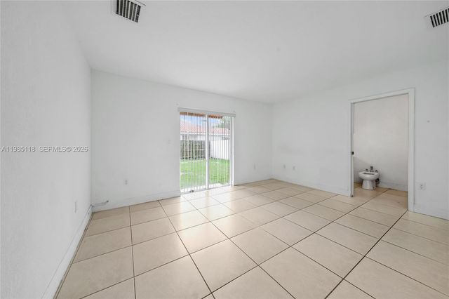 12418 SW 230th St, Miami, FL 33170