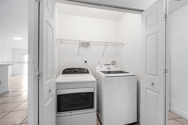 12418 SW 230th St, Miami, FL 33170