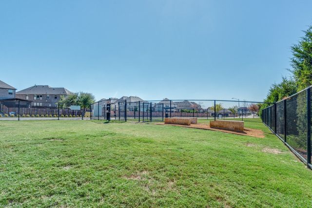 8044 Sarahville Drive, Dallas, TX 75252