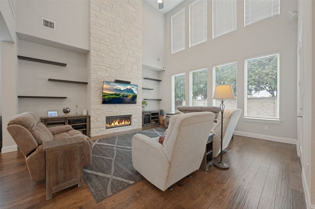8044 Sarahville Drive, Dallas, TX 75252