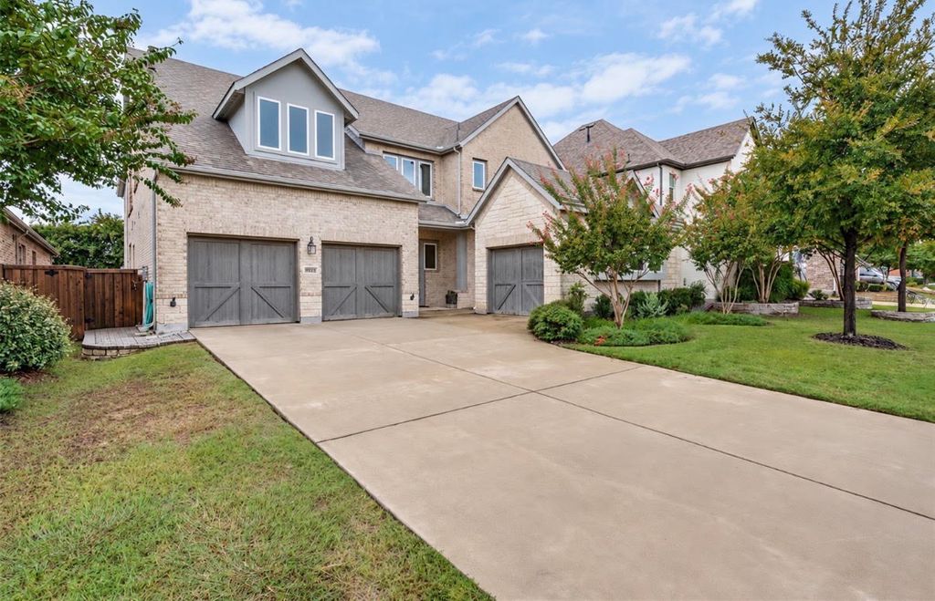 8044 Sarahville Drive, Dallas, TX 75252