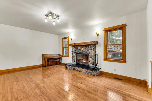 53300 Meadow Drive, Idyllwild, CA 92549