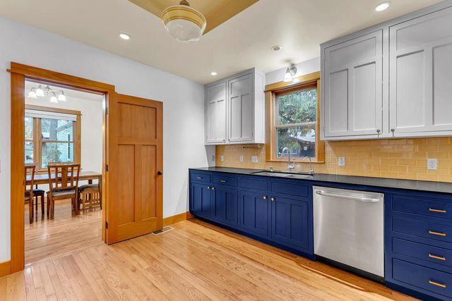 53300 Meadow Drive, Idyllwild, CA 92549