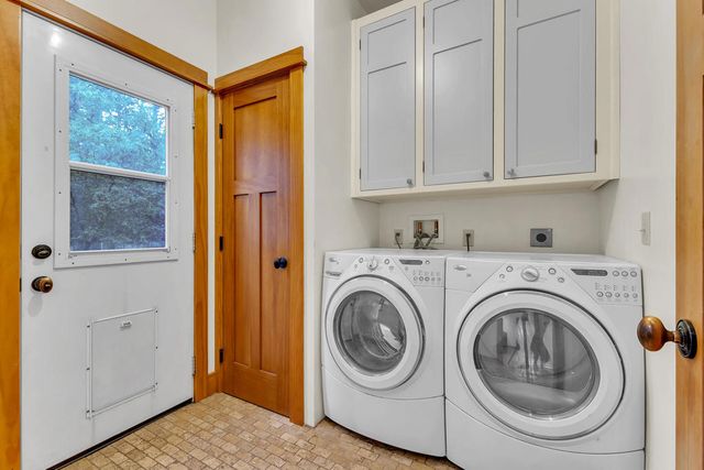 53300 Meadow Drive, Idyllwild, CA 92549