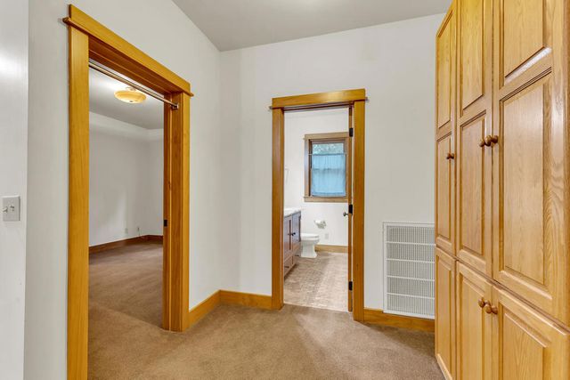 53300 Meadow Drive, Idyllwild, CA 92549