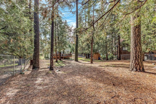 53300 Meadow Drive, Idyllwild, CA 92549