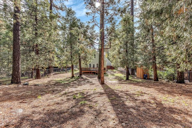 53300 Meadow Drive, Idyllwild, CA 92549