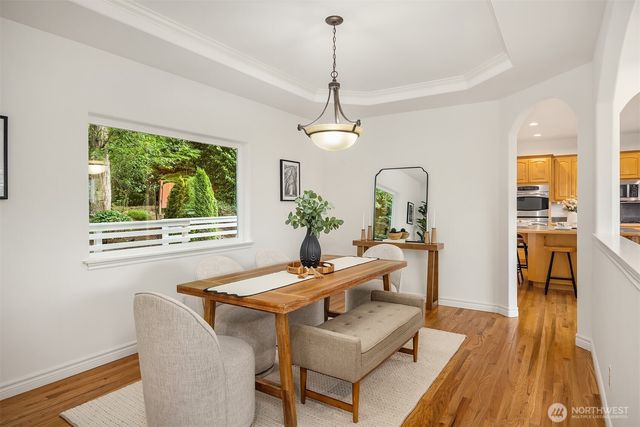 9021 Sand Point Way NE, Seattle, WA 98115