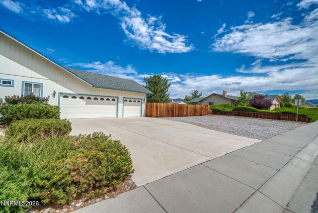 2703 Stirrup Court, Minden, NV 89423