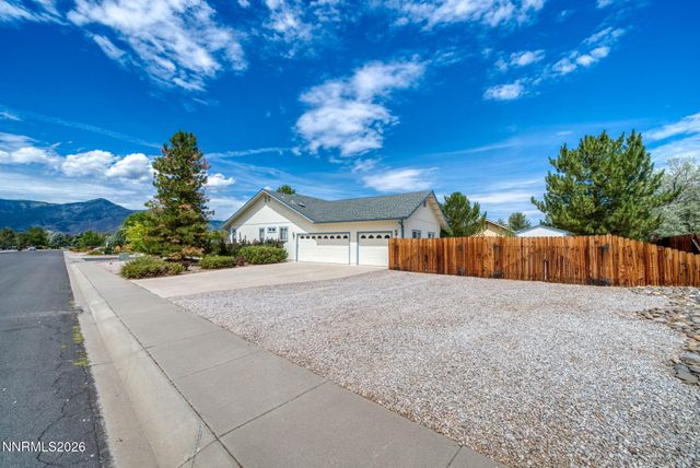 2703 Stirrup Court, Minden, NV 89423