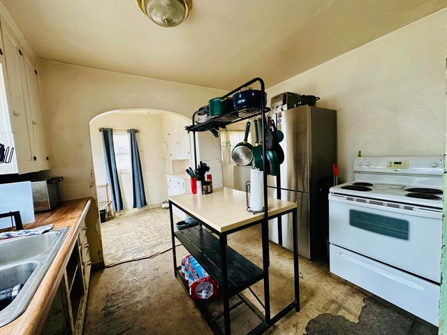 4634 Cannon Avenue, Klamath Falls, OR 97603