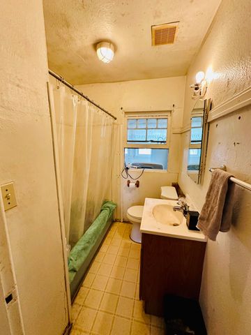 4634 Cannon Avenue, Klamath Falls, OR 97603