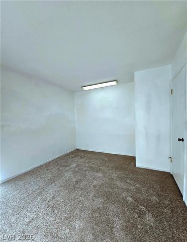 3058 Conquista Ct, Las Vegas, NV 89121