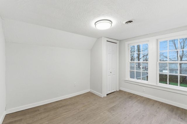 1628 E Brower Street, Springfield, MO 65802