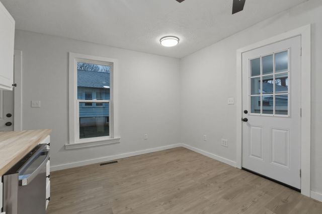 1628 E Brower Street, Springfield, MO 65802