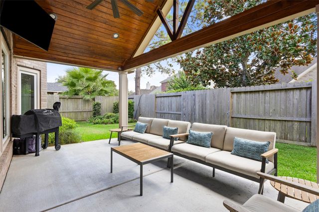 1710 Windy Brook Lane, League City, TX 77573