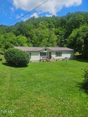 3665 Reeds Valley Road, Castlewood, VA 24224