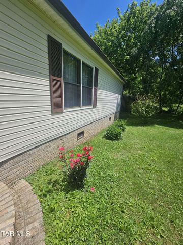 3665 Reeds Valley Road, Castlewood, VA 24224