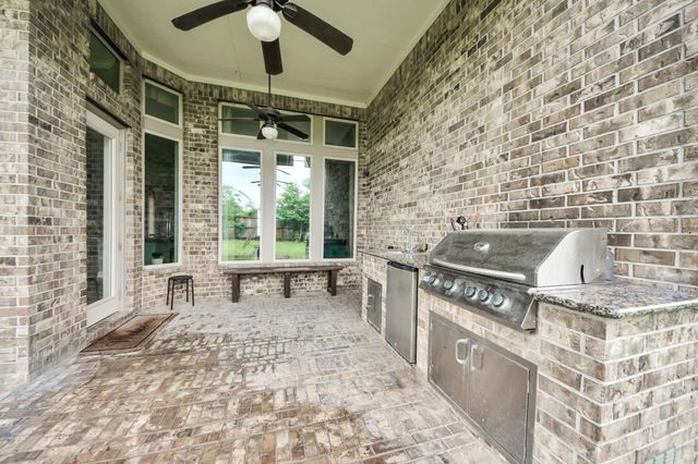 20211 Cascading Falls Boulevard, Cypress, TX 77433