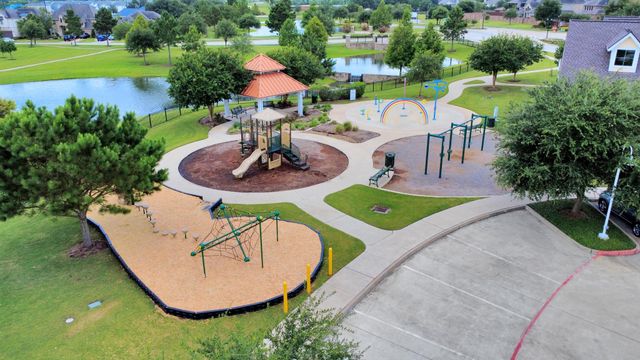 20211 Cascading Falls Boulevard, Cypress, TX 77433