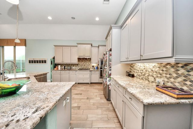 20211 Cascading Falls Boulevard, Cypress, TX 77433