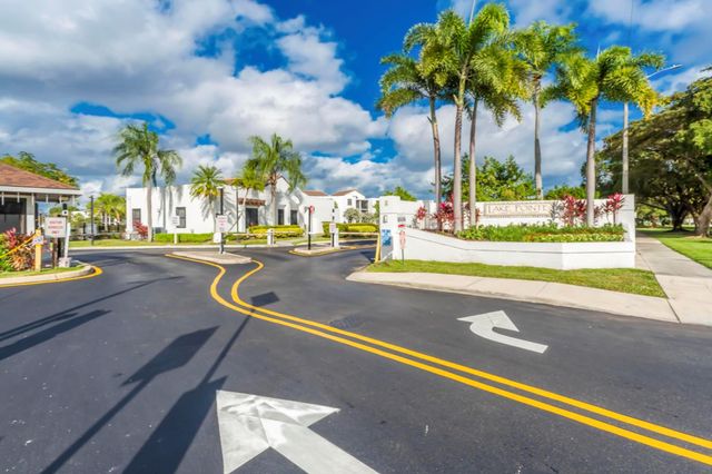 210 Lake Pointe Drive 103, Oakland Park, FL 33309