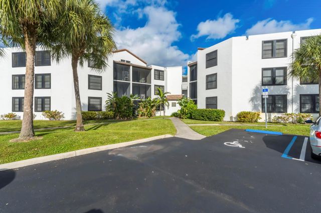 210 Lake Pointe Drive 103, Oakland Park, FL 33309
