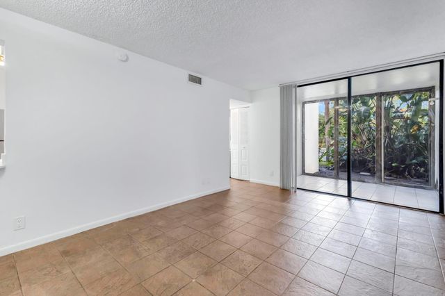 210 Lake Pointe Drive 103, Oakland Park, FL 33309