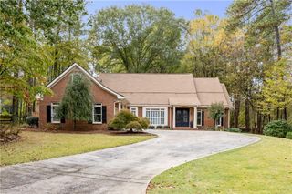 8900 River Trace Drive, Johns Creek, GA 30097