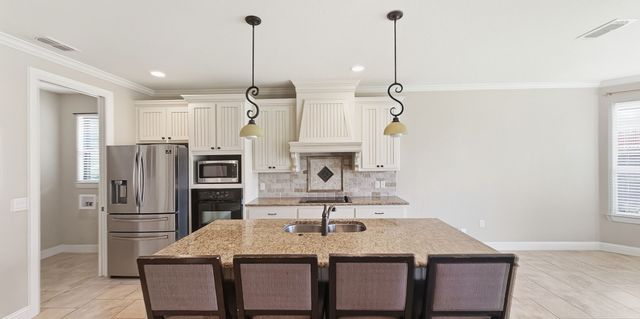 608 Donna Circle, Granbury, TX 76049