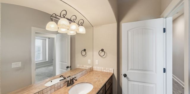 608 Donna Circle, Granbury, TX 76049