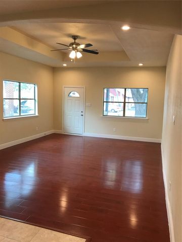 2614 Delano Street N, Houston, TX 77004
