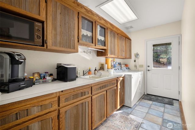 65 Wilderness Road, Oakville, WA 98568