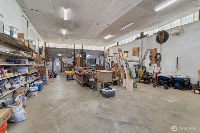 65 Wilderness Road, Oakville, WA 98568