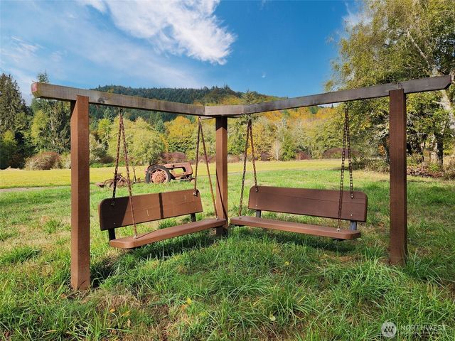 65 Wilderness Road, Oakville, WA 98568