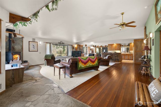 65 Wilderness Road, Oakville, WA 98568