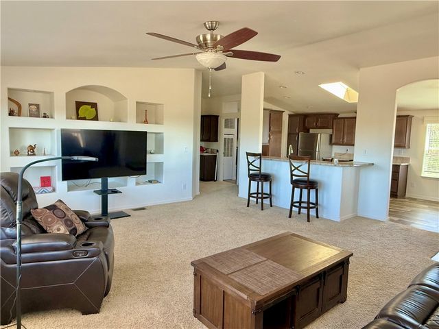 1606 N Friendship Pass, Kingman, AZ 86401