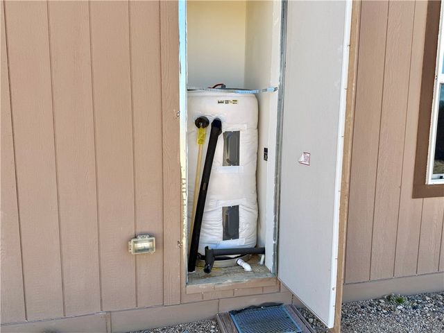 1606 N Friendship Pass, Kingman, AZ 86401