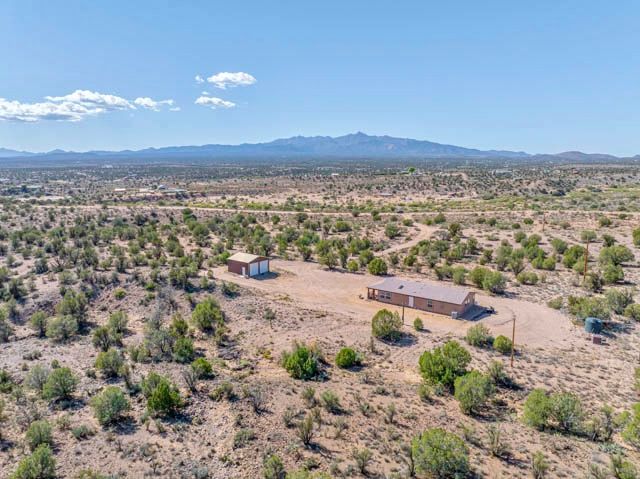 1606 N Friendship Pass, Kingman, AZ 86401