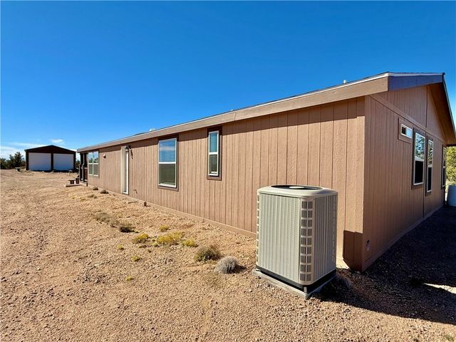 1606 N Friendship Pass, Kingman, AZ 86401