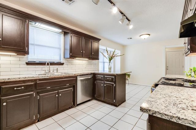 11921 Blue Moon Avenue, Oklahoma City, OK 73162